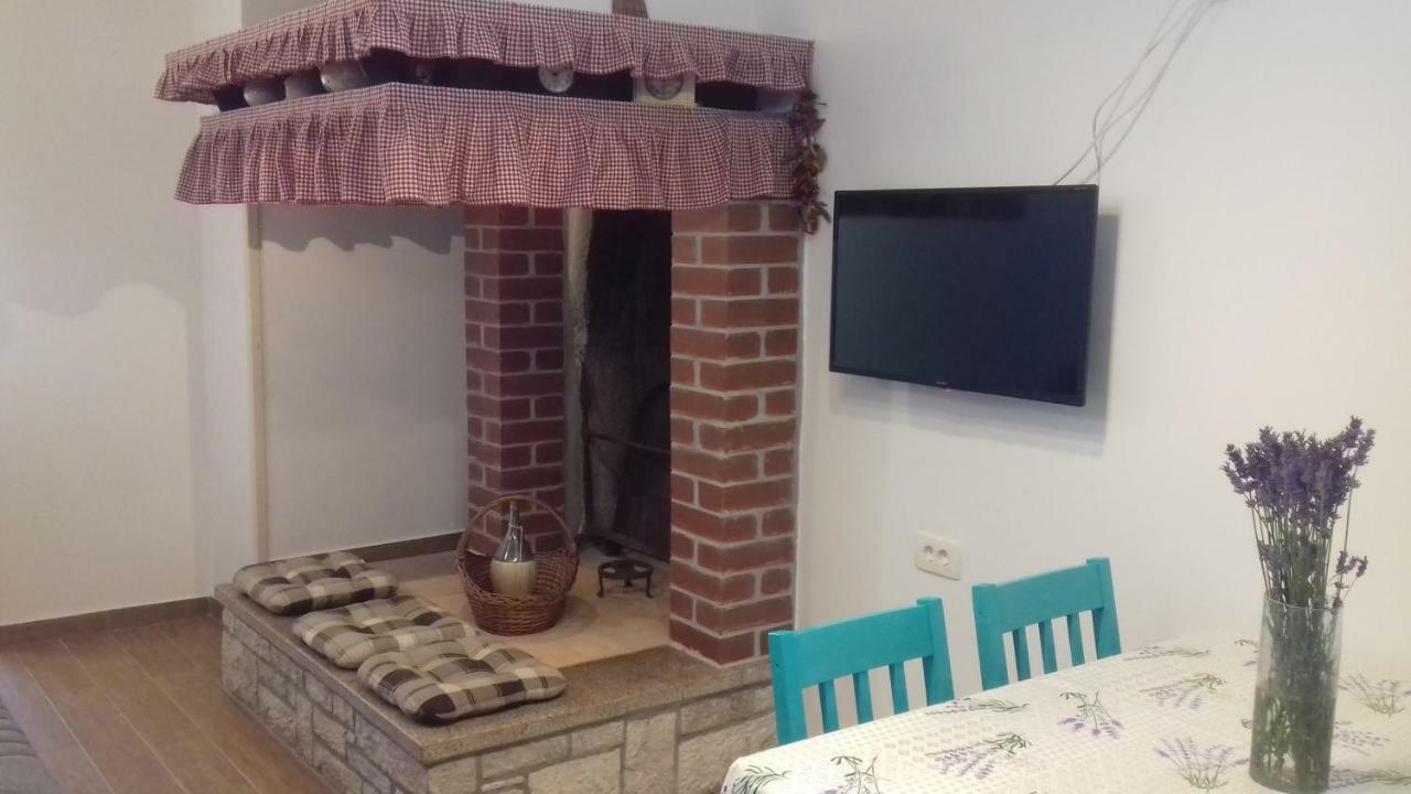 Authentic Istria&Pet Friendly Apartment Banko Near Rovinj Kanfanar Εξωτερικό φωτογραφία